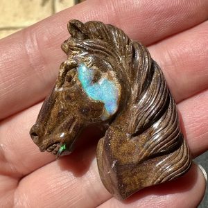 $299 IMG2152 - Qld Boulder horse head 42 x 36 x 11mm 120cts