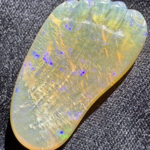 $75 IMG6072 - Lambina Carved Foot opal 26 x 14 x 4mm 10.22cts