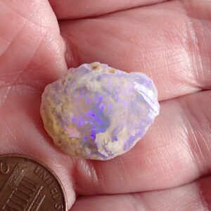 Lightning Ridge Crystal Blue a very pretty stone 2.06 grams IMG0502