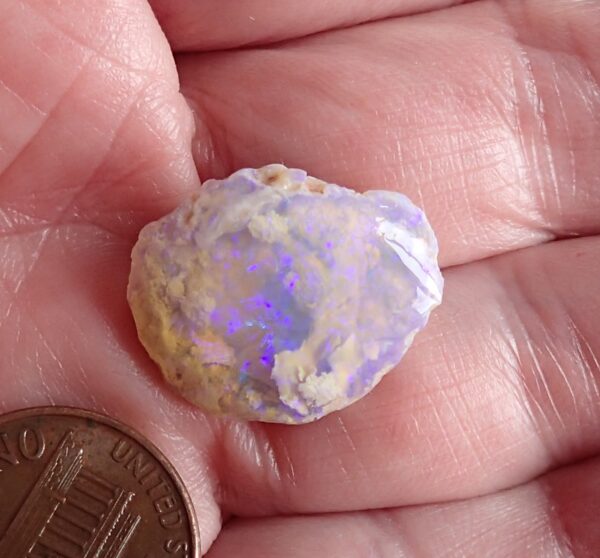 Lightning Ridge Crystal Blue a very pretty stone 2.06 grams IMG0502
