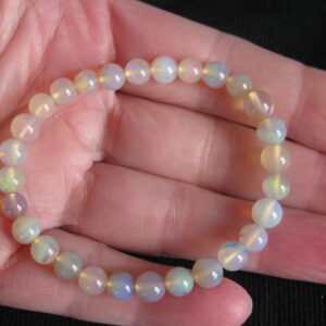 Andamooka 6mm round Opal bracelet beautiful jellies 32cts IMG5981