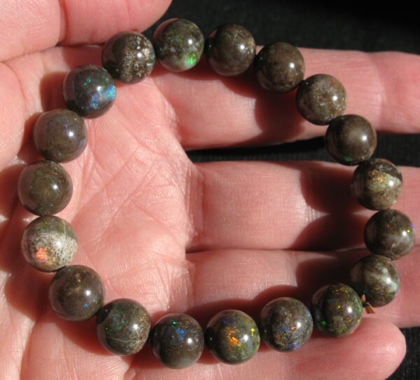 Andamooka Quartz bracelet (natural) 10mm round (19 beads) 123cts IMG8857