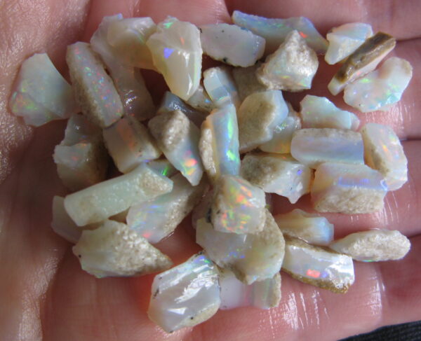 Mintubi Super Gem (40 stones) .52oz IMG6283