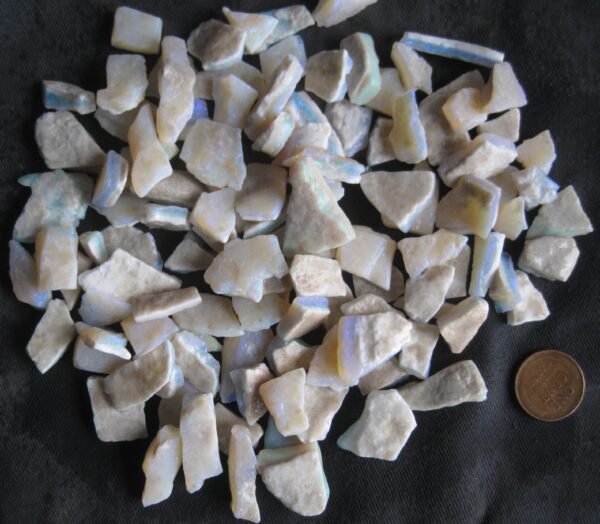 Mintubi Opal small stones 4.5oz