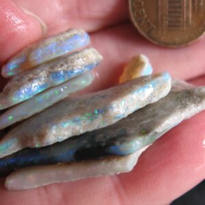 Mintubi Opal thin lightly faced stones (8) .44oz IMG9361