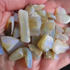 Mintubi Opal Beautiful Blues a little Red 1oz IMG0268