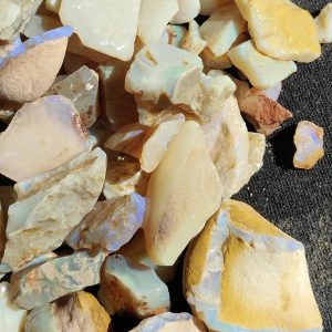 $400 IMG3942-44 - Better Mine Run including a few Shell Pieces - Some Very Bright stones 20oz $20/oz