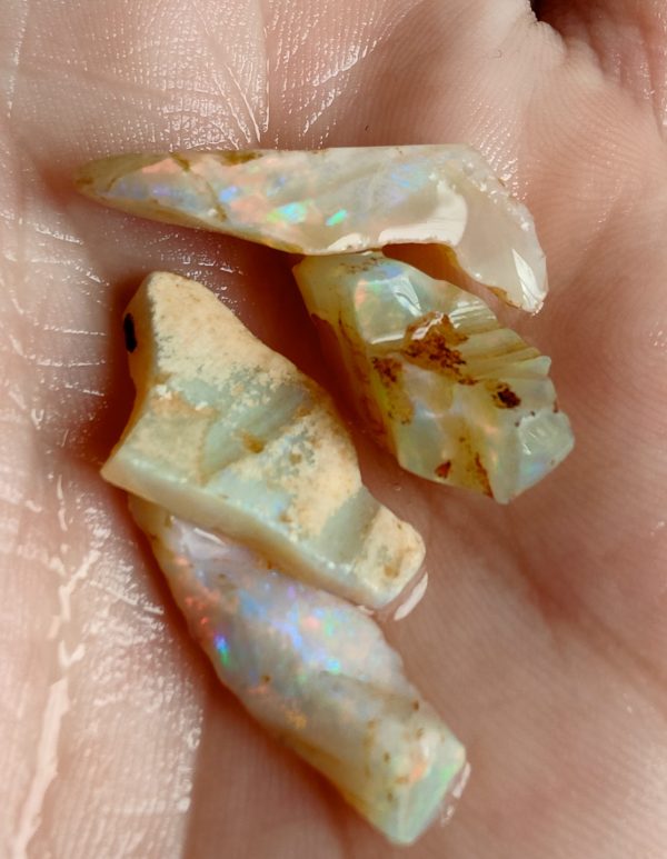 $425 IMG4619 - Andamooka Gem Pieces x4 Brilliant Gem Reds, Greens & Blues 4.55g