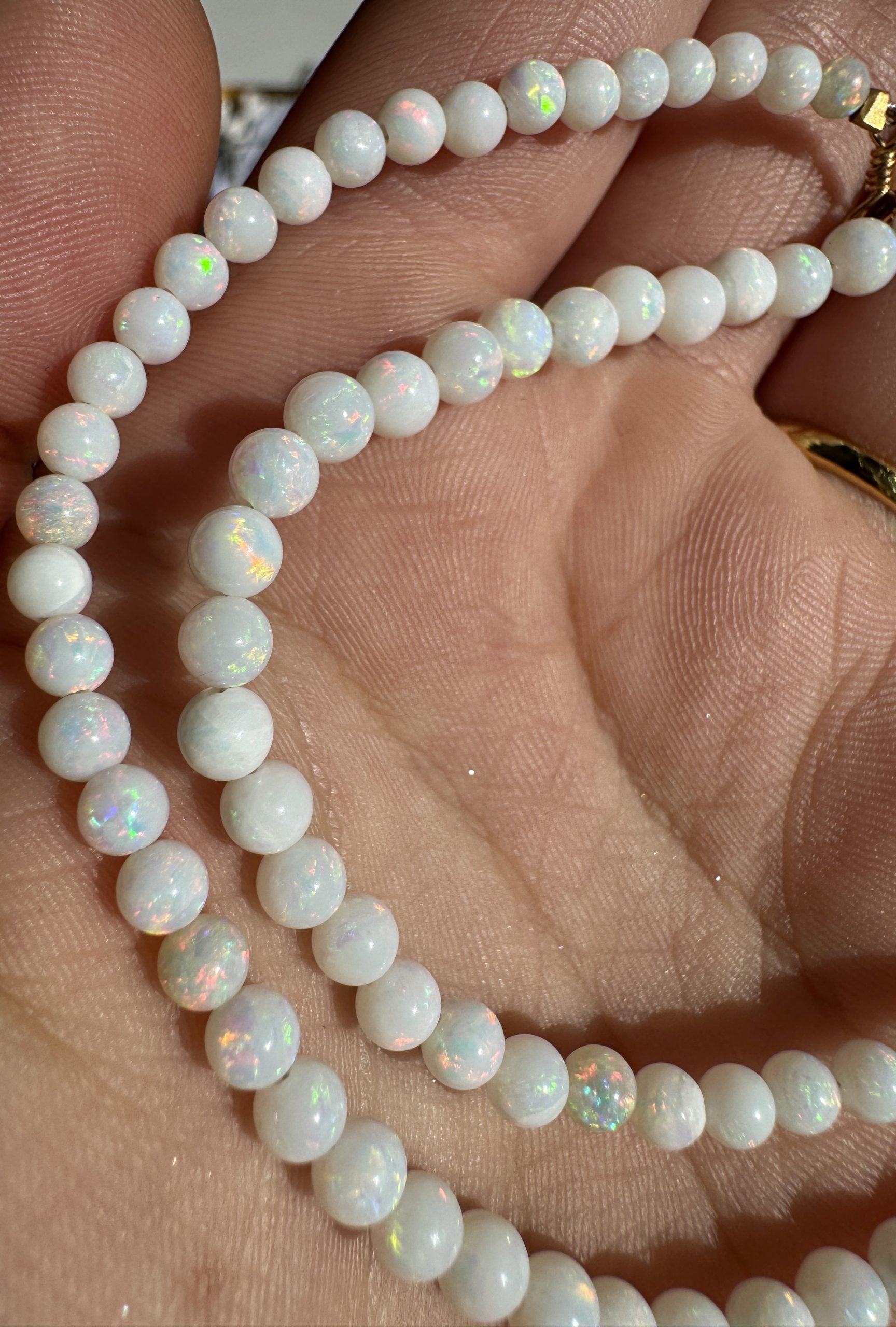 $3300 IMG5971-5 - Mintabie 4-5mm 40cts.3 $3300 IMG5971-5 - Mintabie 4-5mm 40cts.3