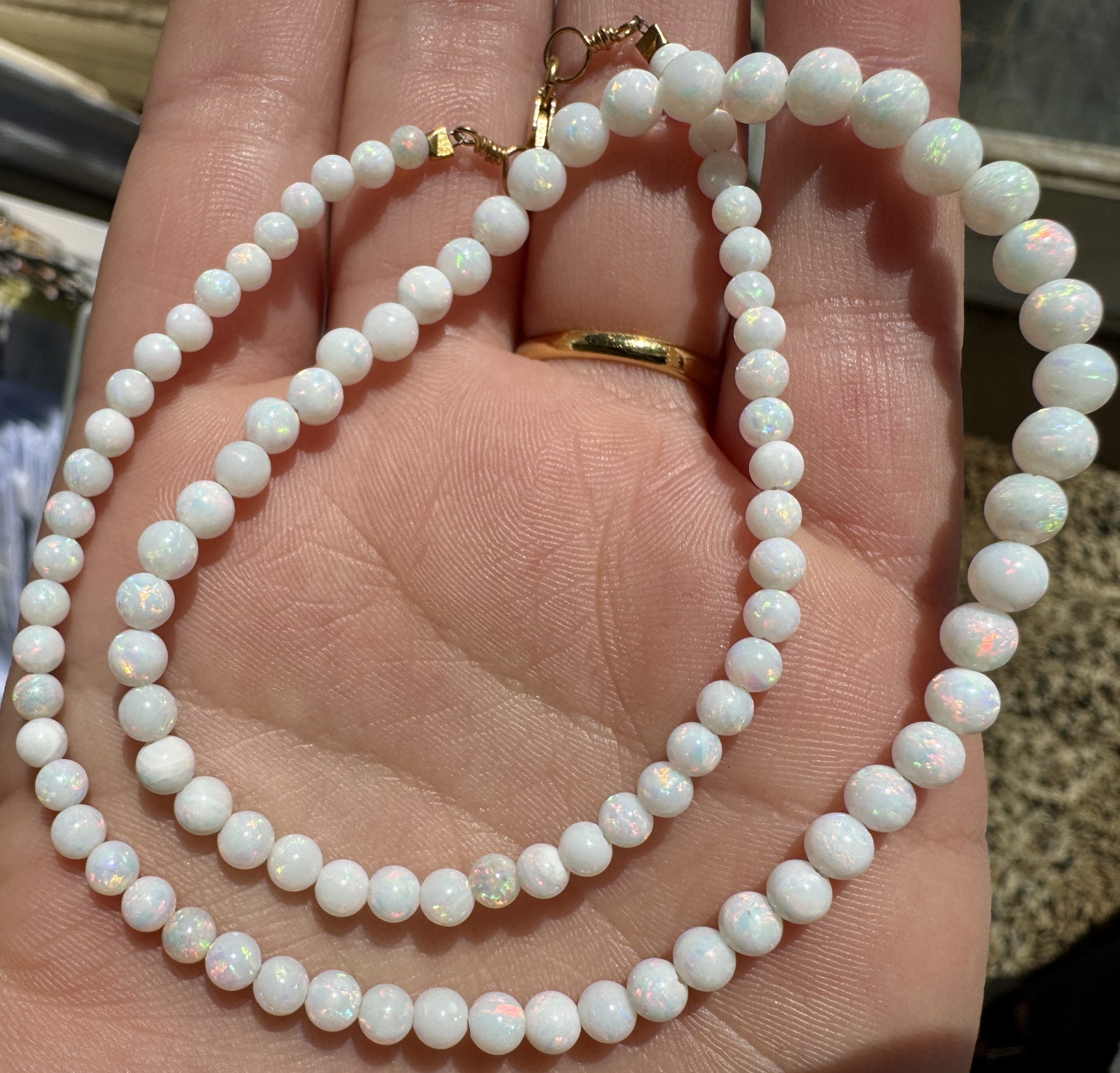 $3300 IMG5971-5 - Mintabie 4-5mm 40cts.5 $3300 IMG5971-5 - Mintabie 4-5mm 40cts.1