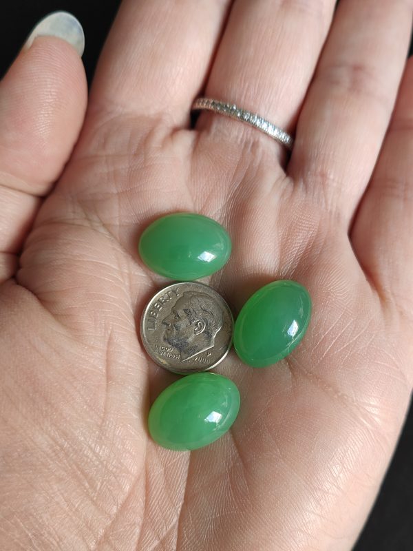 $143 IMG2279 - Chrysoprase x3 18x13mm Cabochons 28.65cts $5/ct