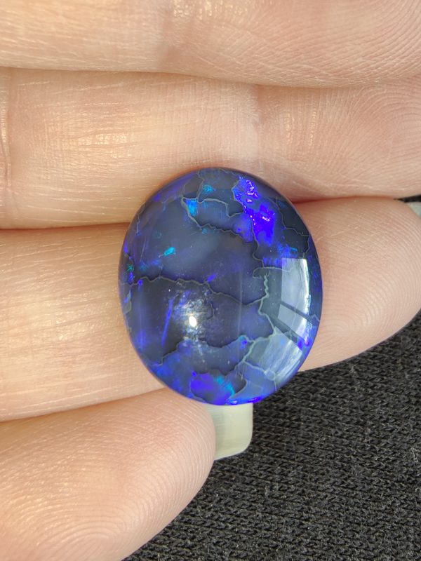 $888 IMG2292 - Lightning Ridge Oval Electric Blues Natural Crazing Pattern 8.88cts **Flash Used