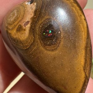 $29 IMG4260 - Qld Boulder opal /Drilled pendant 36 x 29 x 11mm 89.5cts