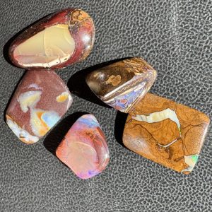 $49 IMG3697 - Qld Boulder opal /5 Pieces 26 x 16 x 8mm, 21 x 17 x 2mm, 19 x 15 x 5mm, 16 x 13 x 8mm, 14 x 13 x 6mm 109.7cts