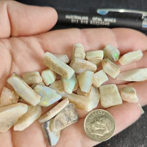 Mintubi Small Bright Stones Reds and Greens 1oz