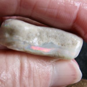Mintubi Plate nice Red and Green bars showing on 3 sides 1” x 1” x .25” $400/oz .61oz