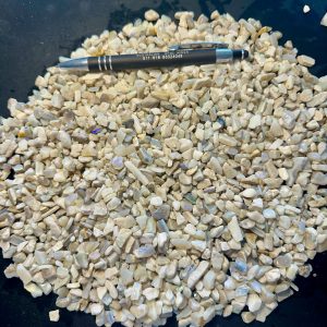 Mintubi Small Stones some Very Bright 20oz $25/oz